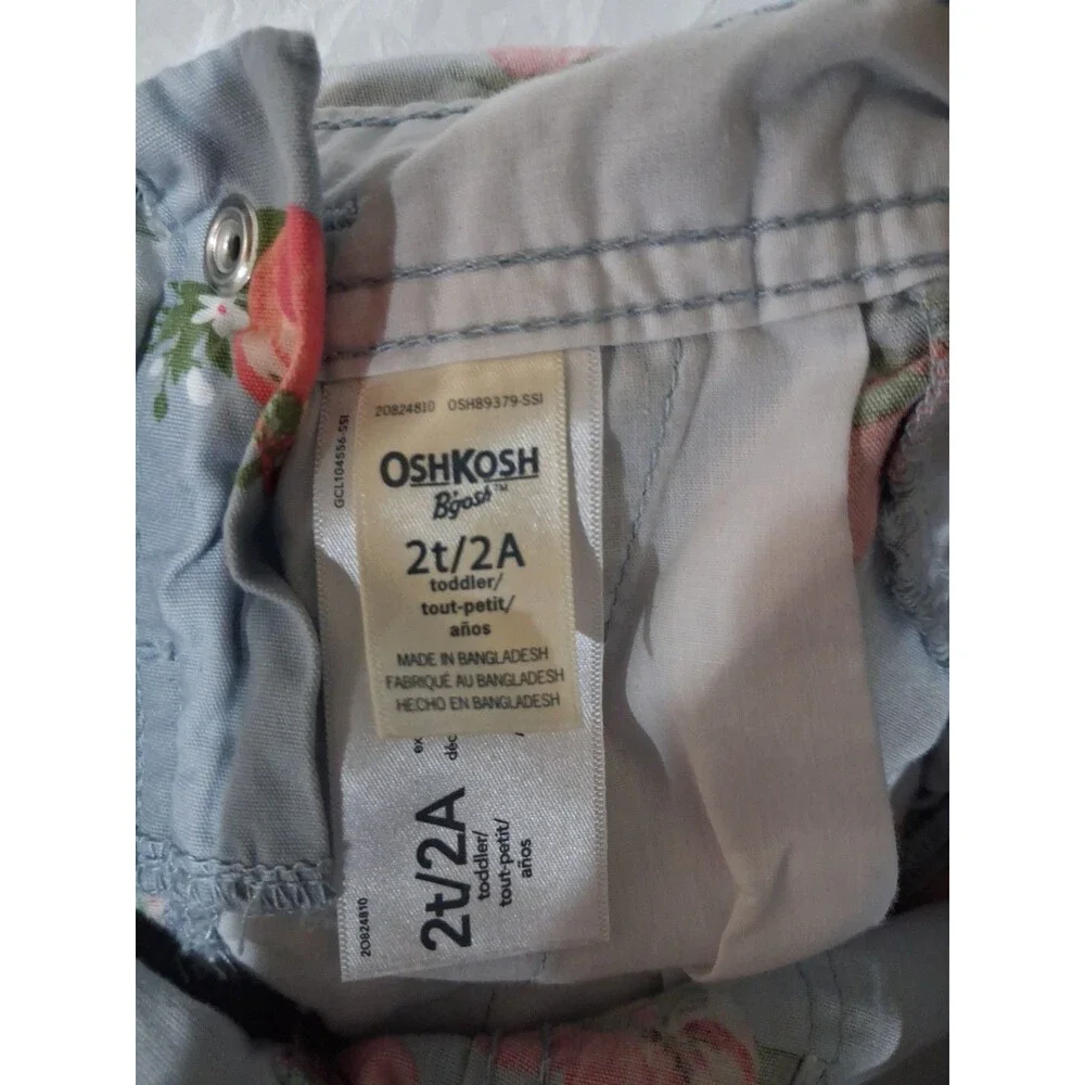 OshKosh B’Gosh Girls Sz 2T  Shortalls Short Overalls Peaches